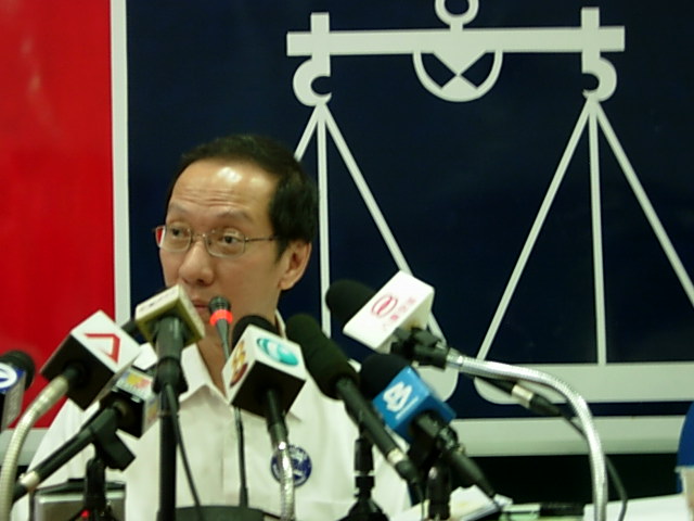 Outgoing Penang chief minister Tan Sri Koh Tsu Koon who is contesting the Batu Kawan parliamentary seat in Penang in his bid to transition to a federal position. Photos by Jacqueline Ann Surin.